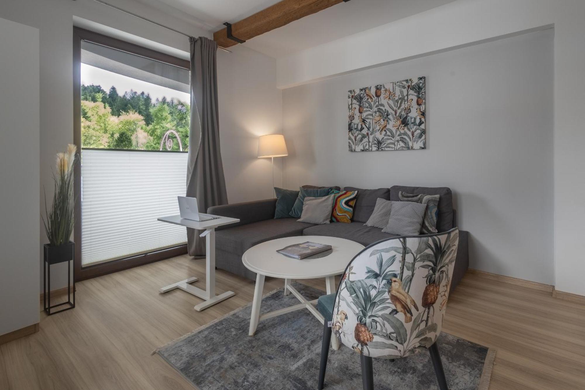 Apartamenty City Center - Zdrojowe Криниця-Здруй Екстер'єр фото